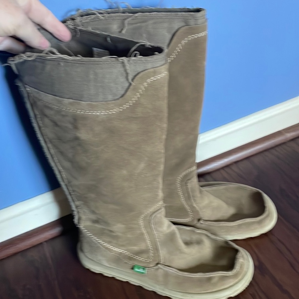 Sanuk Suede Tall Boot